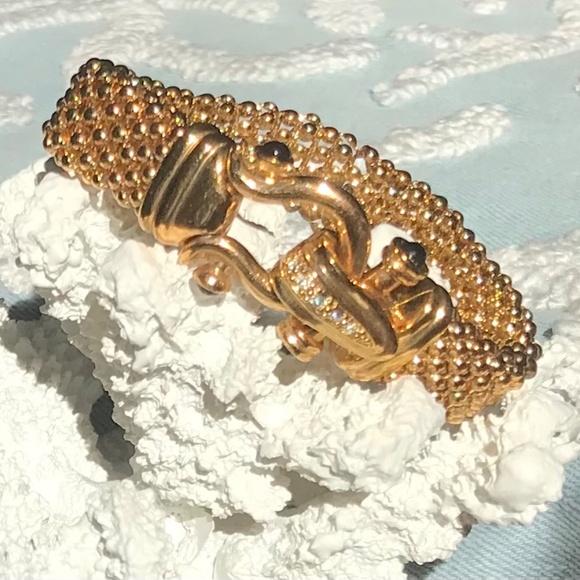 Gorgeous 18k gold plated, with embellished clamp - Picture 12 of 12